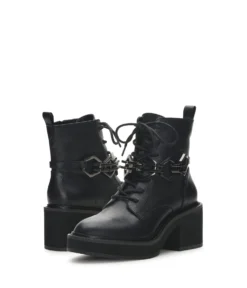 Vince Camuto Keltana