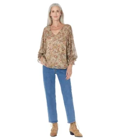 Vince Camuto V-Neck Bloosan Sleeve Blouse 3 Vince Camuto V-Neck Bloosan Sleeve Blouse -Vince Camuto 71USKfZohaL