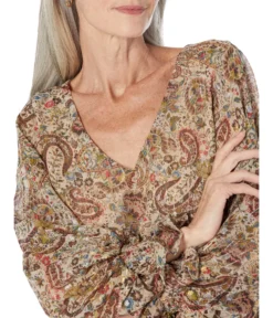 Vince Camuto V-Neck Bloosan Sleeve Blouse 2 Vince Camuto V-Neck Bloosan Sleeve Blouse -Vince Camuto 91u0XGTR05L